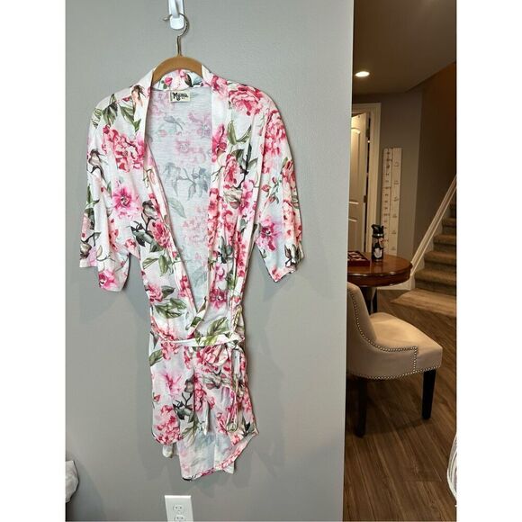 Show Me Your Mumu Floral Robe - Picture 1 of 7